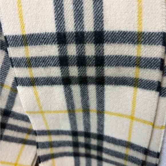 Burberry Yellow and Green Plaid cashmere scarf NWT - Picture 3 of 6
